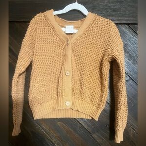 Lauren Conrad Little Co. girls’ camel sweater
Size 5T